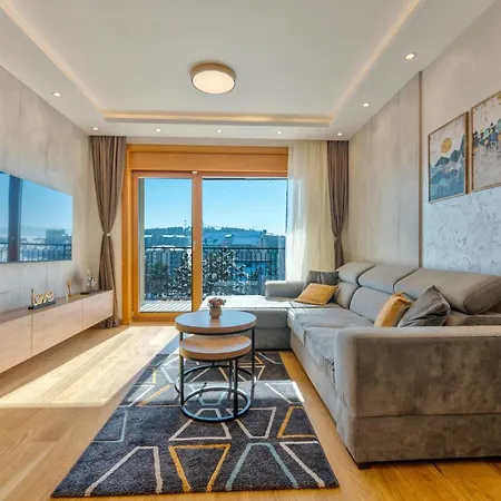 & Pino Mons 2 아파트