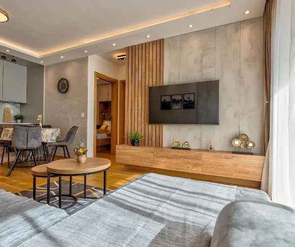 Lejlighed & Pino Mons 2