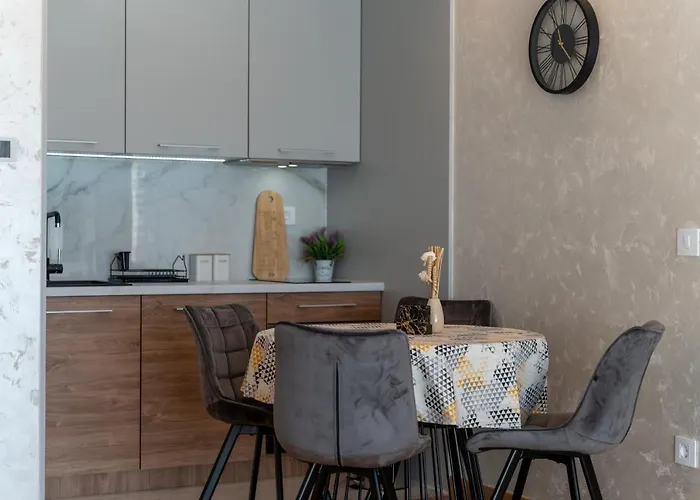 & Pino Mons 2 Zlatibor