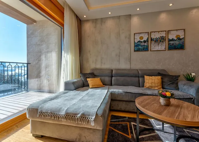 Lejlighed & Pino Mons 2